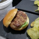 Mini Carne ibérica con pistacho y mostaza