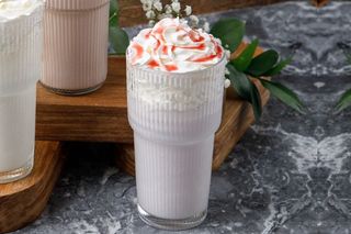 Молочный коктейль Клубничный