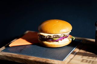 Classic Cheeseburger