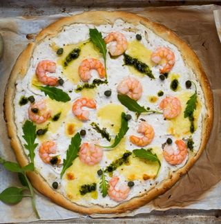 Pizza pesto gamberi 