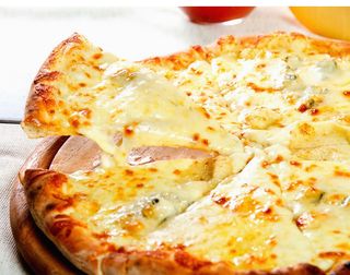 Pizza Quattro Formaggi Ø32cm