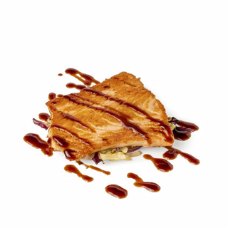 154. Salmone con salsa teriyaki alla piastra