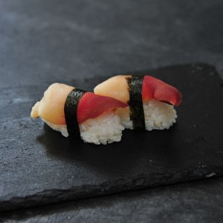 Nigiri De Concha Roja (2 Pzs.)