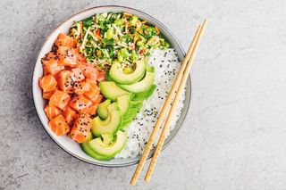 Crea tu propio poke bowl
