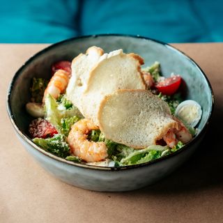 Салат Цезар з креветкою