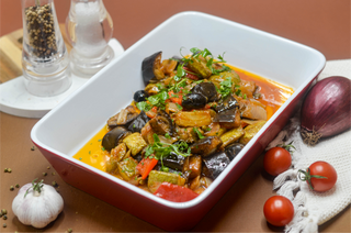 Oala cu mancare siciliana cu legume si masline 800gr