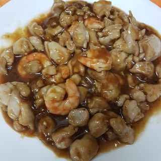 108. Pollo Con Gambas