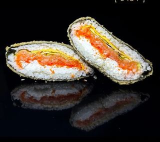 Суші Бургер з Лососем (300г)