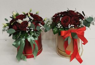 Flower box 11 crvenih ruža