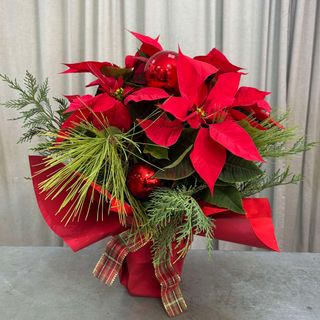 FLOR DE PASCUA DECORADA