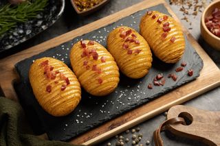 Patatas con Jamón de Castañas