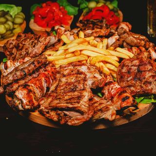 Platou mixt grill Baghera - 8 persoane