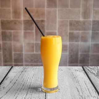 Mango lassi