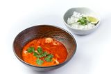 Том ям с морепродуктами