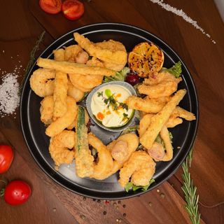 Fritto misto with lemon chilli aioli