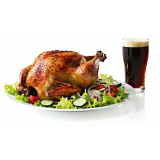 2 Pollo A L'Ast Entero Con Ensalada Queso De Cabra Y Bebida