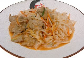 286-Pasta di Riso Thailandese con Manzo