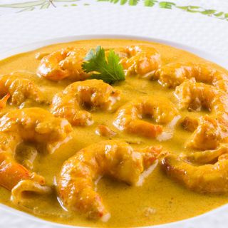 35.Langostinos Con Salsa De Curry Y Leche De Coco