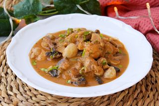 18. Sopa De Pollo Con Champiñones