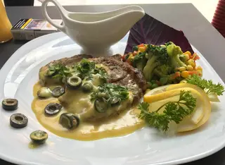 Пиле Ала Лимоне (450г)