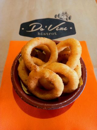 Anelli di cipolla speziati e piccanti