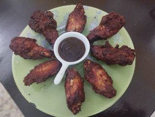 Alitas De Pollo Con Salsa Barbacoa (8 Uds.)