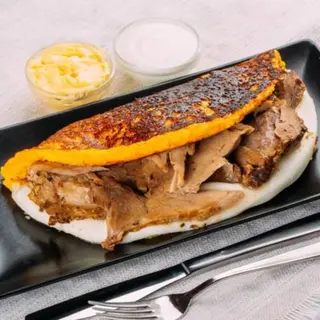 Cachapa de  Pernil