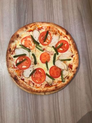 Пицца фирменная