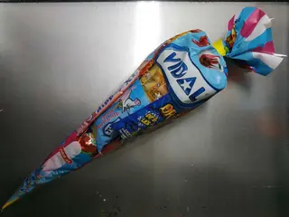 Cono Chuches Mediano Variado · Bolsa de 150-200 grs.