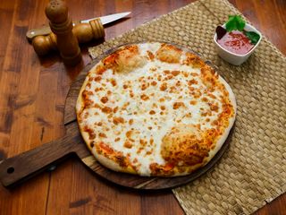 Pizza Quattro Formaggi