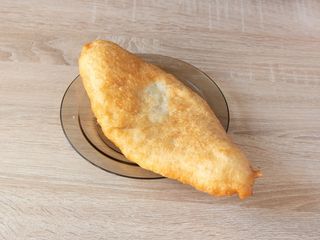 Placek z ziemniakami cebula i pieczarkami