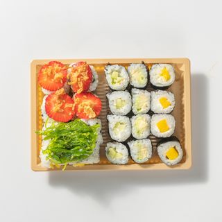 T23 - Sushi Vegetariano (20 Unidades)