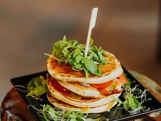 Burger pancakes z bekonem