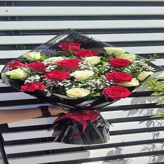 Bouquet Le Rouge Et Blanc (Fleurs Importées)