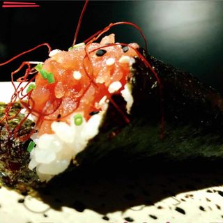 Tm 04 Temaki spicy tonno  1 pezzo