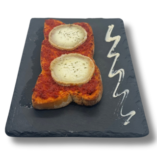 Llesca De Sobrasada Con Queso De Cabra