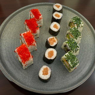 Maki California Box 14 PCS + Une Boisson 25cl 