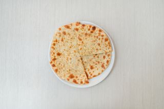 Maślany chlebek naan