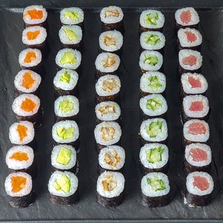 Сет макі 5 смаків (550г)