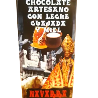 Chocolate artesano con leche cuajada y miel
