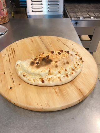 Pizza Calzone - Pequeña