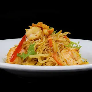 144. Spaghetti di riso con gamberi e verdure