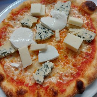 24 Pizza 4 Quesos (26 Cm.)