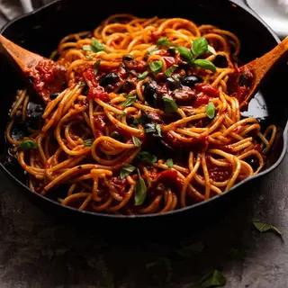 Plat Spaghetti Puttanesca