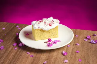 კასტელა ბეზეს ფირფიტებით