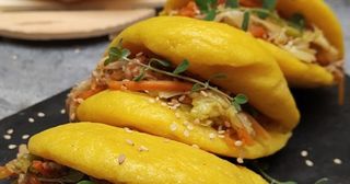Bao con wok di verdure e salsa curry