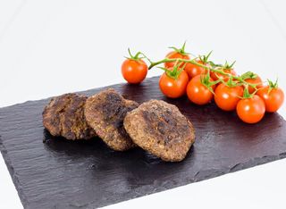 Две кюфтета от конско месо