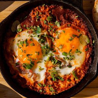 Шакшука со страчателлой