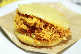 Arepa De Pollo