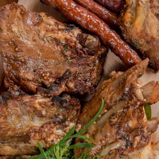 Platoul gurmandului 2.5 kg ( 4-6 pers)